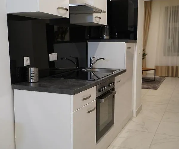 Real Appartments *
